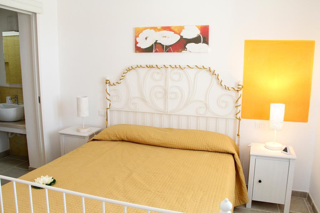 Villini Di Sant'Andreas Apartment Monopoli Room photo